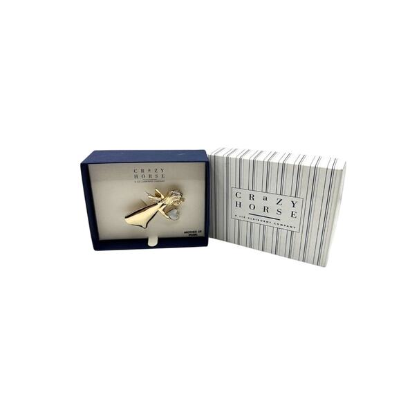 NWT Crazy Horse Liz Claiborne Co. Angel Mother of Pearl Pin Brooch - Picture 3 of 6
